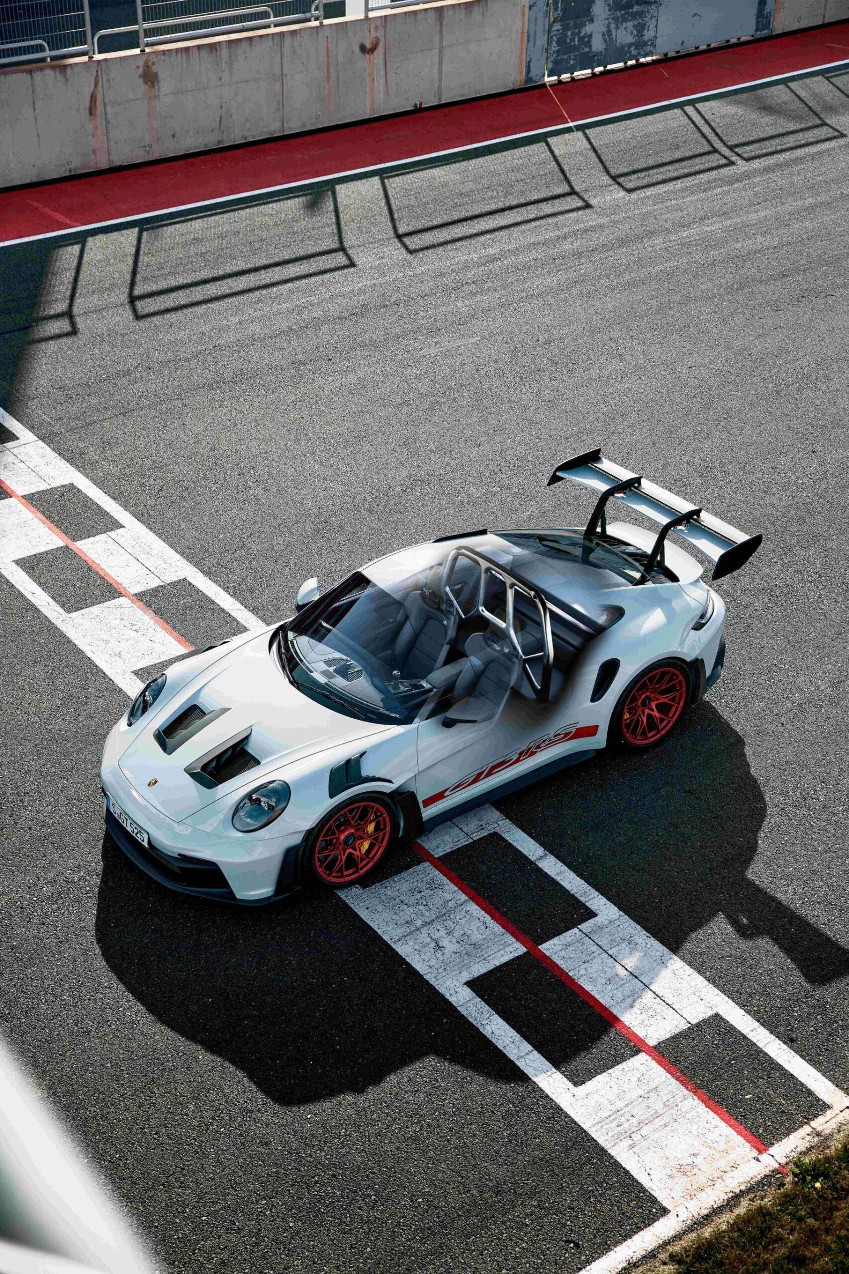 保时捷 GT3RS 全碳纤维防滚架